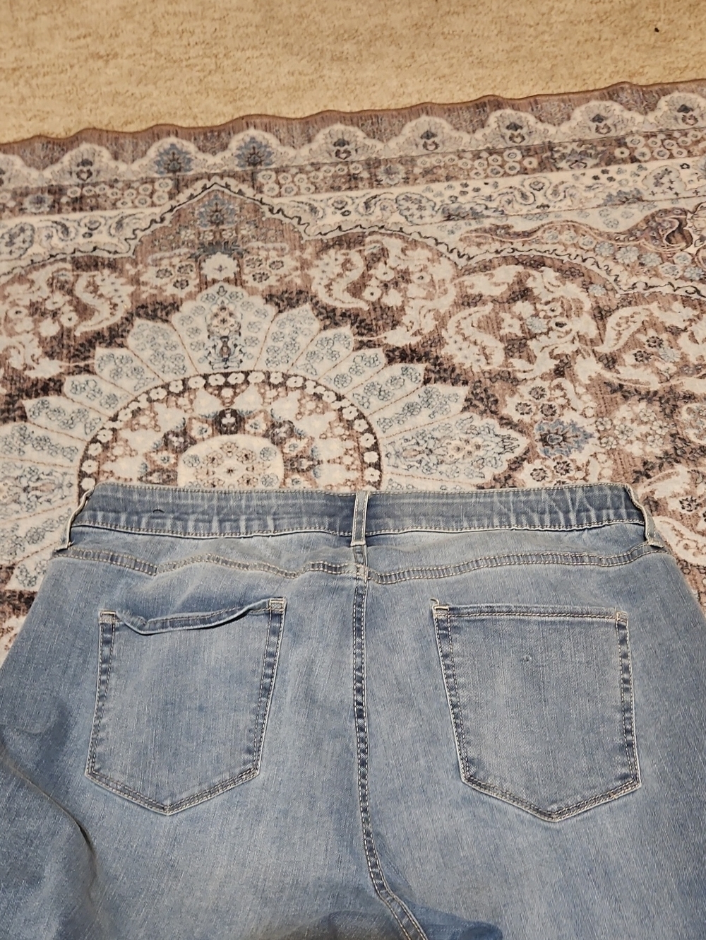 Ava & Viv Light Wash Straight Leg Jeans - Picture 5 of 7